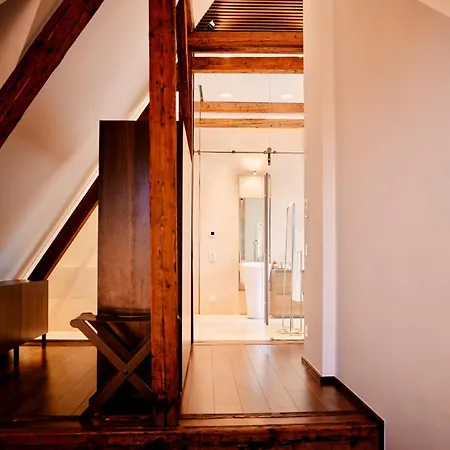 Tauroa Steirerschloessl מלון צלטווג