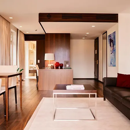 Tauroa Steirerschloessl