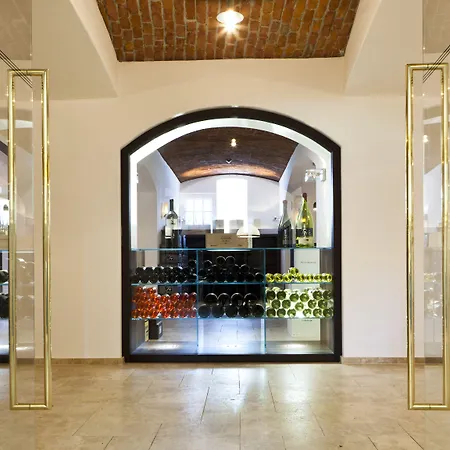 Tauroa Steirerschloessl 5*