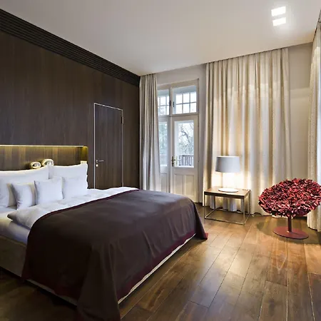 فندق Tauroa Steirerschloessl 5*