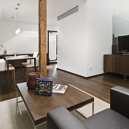 Tauroa Steirerschloessl 호텔 첼트베크