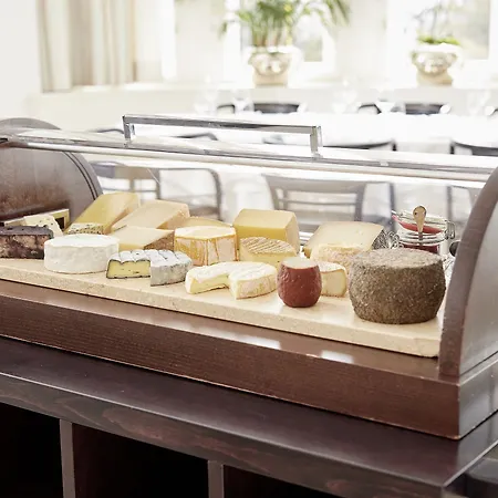 Tauroa Steirerschloessl 5*