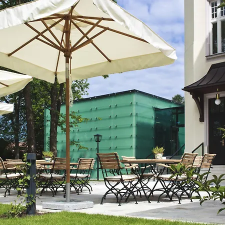 Tauroa Steirerschloessl 호텔 5*