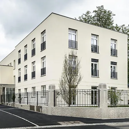 호텔 Tauroa Steirerschloessl 5*