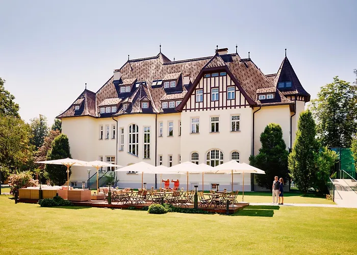 Tauroa Steirerschloessl Zeltweg